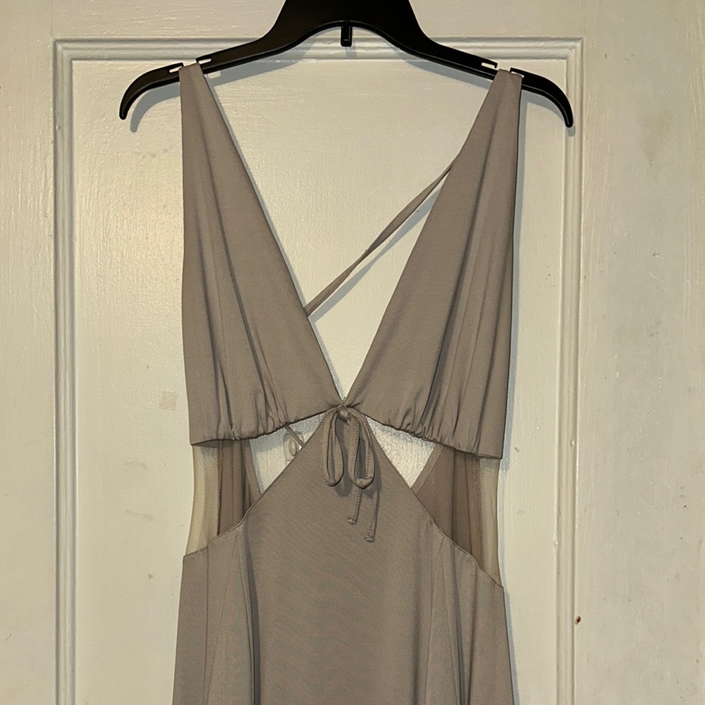 Elegant Grey Sleeveless Dress